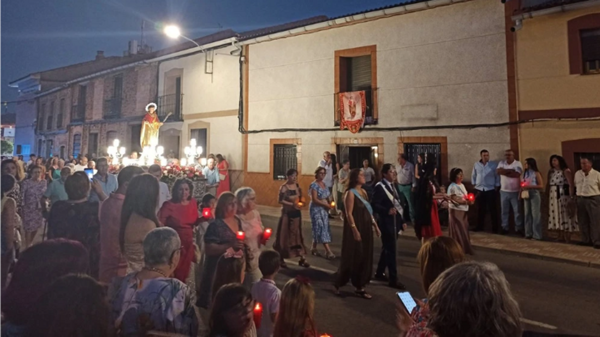 Cabezarados celebra con devoción sus fiestas de San Pantaleón - Foto: LT